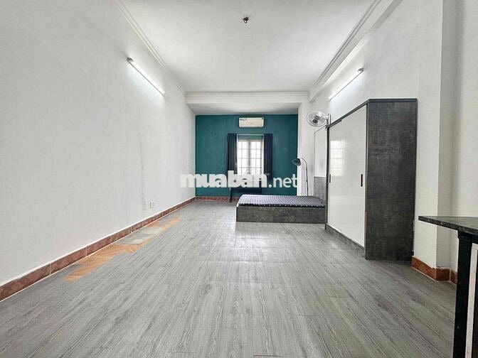 Phòng Q12 Gần ĐH Nguyễn Tất Thành, Máy lạnh rộng 30m2