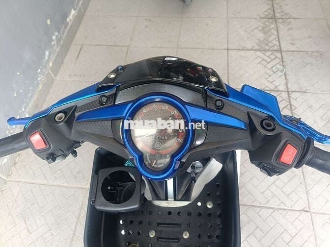 Yamaha Exciter 135 Côn tay Xanh trắng