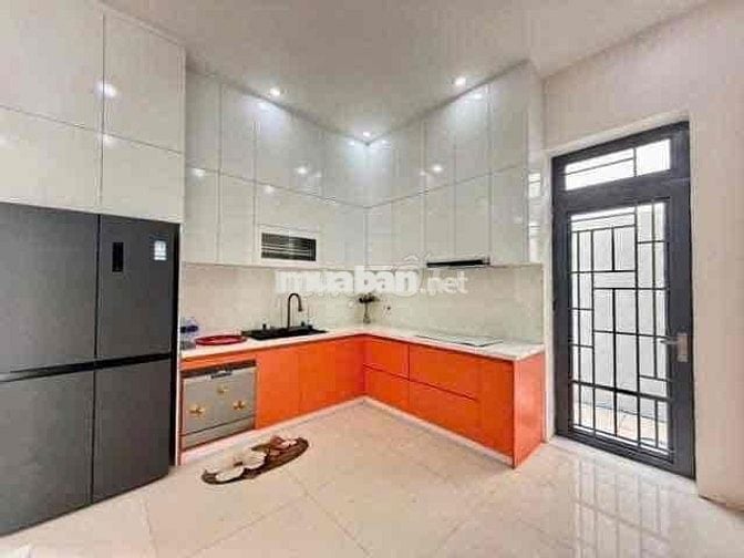 Cho thuê biệt thự sân vườn đường 7m5 Nguyễn Thị Sáu, Hoà Xuân, Đà Nẵng