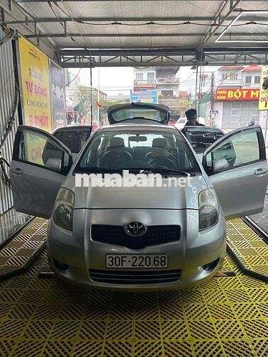 Toyota Yaris 2007 Bạc