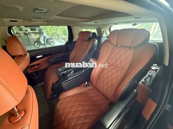Kia Carnival Đen 7 chỗ Da cao cấp