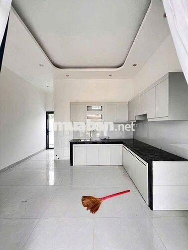 BIỆT THỰ MINI NHÀ HOÀN THIỆN SẴN, CÁCH KDL BỬU LONG CHỈ 5 PHÚT ĐI XE