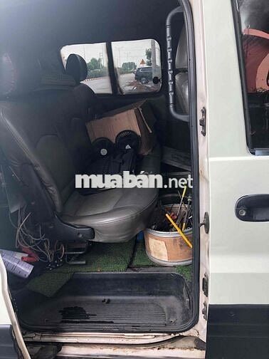 Hyundai Starex 2004 Trắng