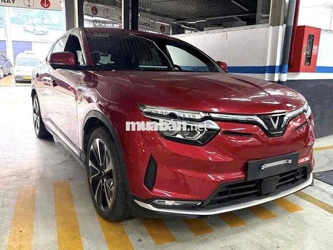 Vinfast VF8 PLUS 2023 pin SDI xuất được VAT