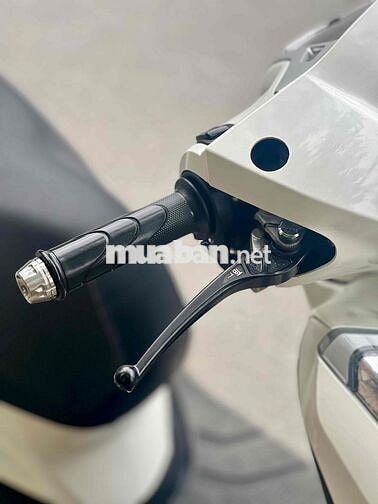 Honda Lead 4val 2025 Ngay chủ kí giấy
