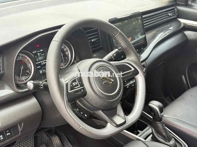 Suzuki XL7 2022 Trắng Tự động 92000 km
