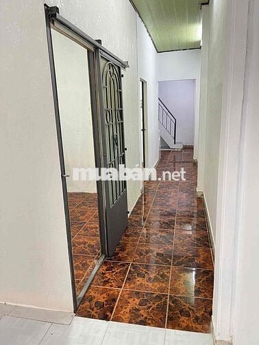 Cho thuê nhà 1 trệt,gác lửng 2n, 1wc đường dương văn dương