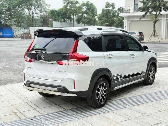 Suzuki XL7 2022 Trắng Tự động 92000 km