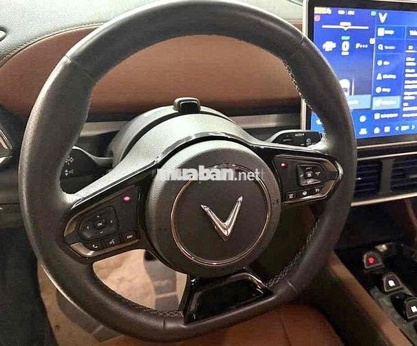 Vinfast VF8 PLUS 2023 pin SDI xuất được VAT