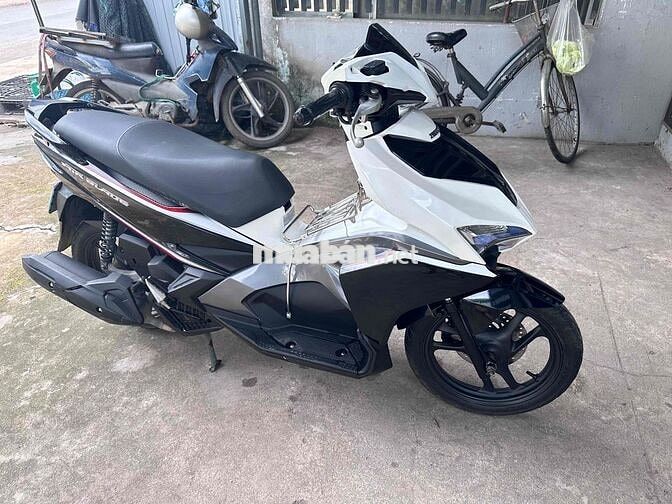 Honda Air Blade 2016 Trắng đen