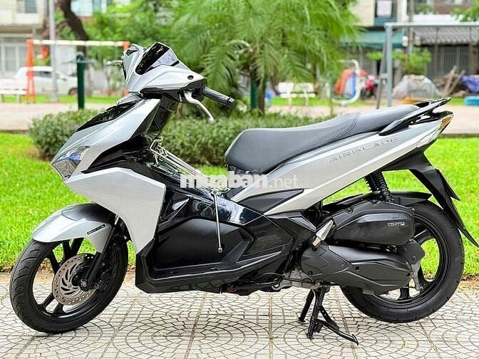 Honda Air Blade 2017 Bạc