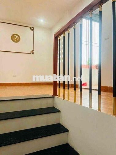 Cho thuê nhà Thượng Thanh, 4 PN, full đồ. nhà mới ở ngay. 7,5tr
