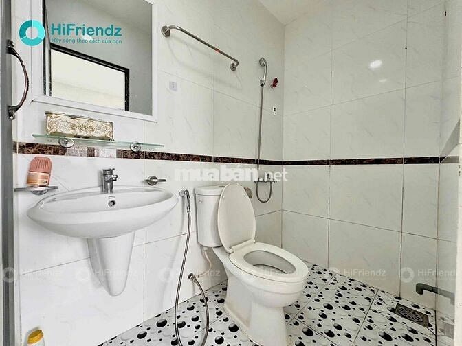 PHÒNG CHO THUÊ / ĐẦY ĐỦ NỘI THẤT / CÓ CỬA SỔ TRỜI