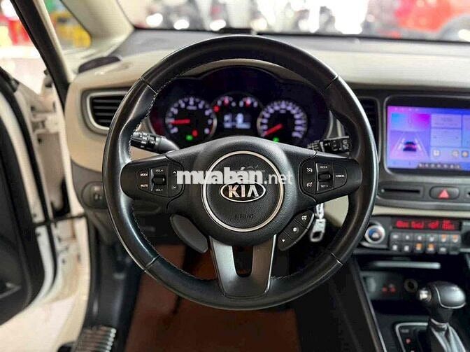Kia Rondo 2020 2.0 Deluxe Trắng 65.000 km