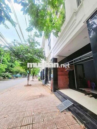 Cho Thuê Nhà Mặt Tiền 1T2L -đường Nguyễn Thị Tồn - Bửu Hoà- giá: 17tr