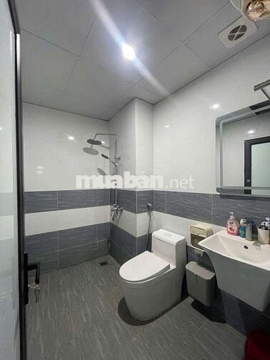 Cho thuê nhà Yên Phụ 45m² 5 tầng mới đẹp Full nội thất Ngõ rộng thoáng