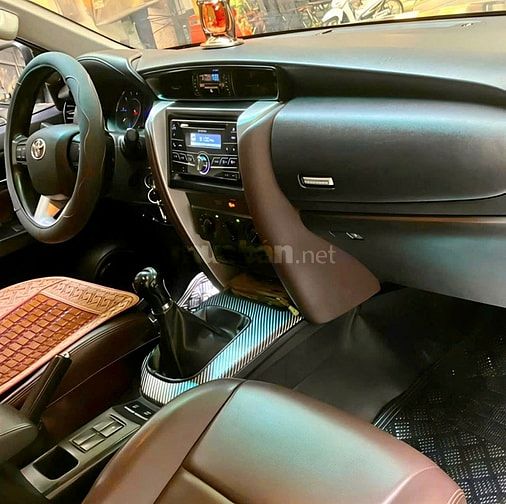 Gia đình bán xe Toyota Fortuner bản G SX 2019