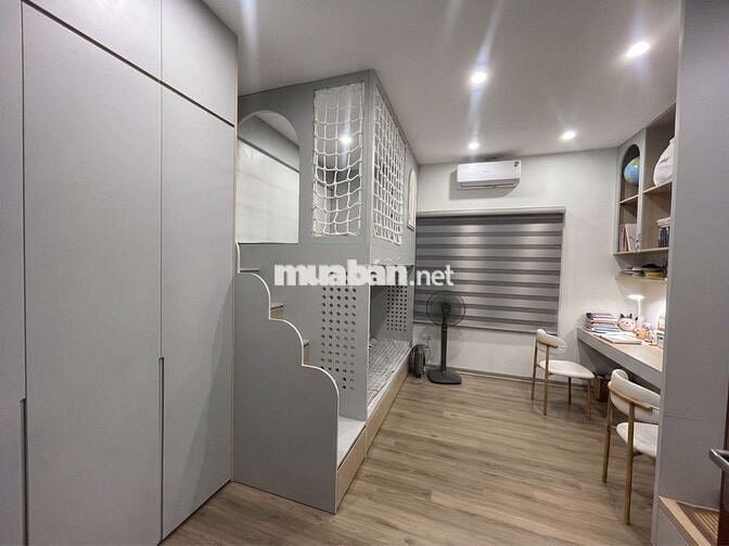 Cho thuê nhà Yên Phụ 45m² 5 tầng mới đẹp Full nội thất Ngõ rộng thoáng