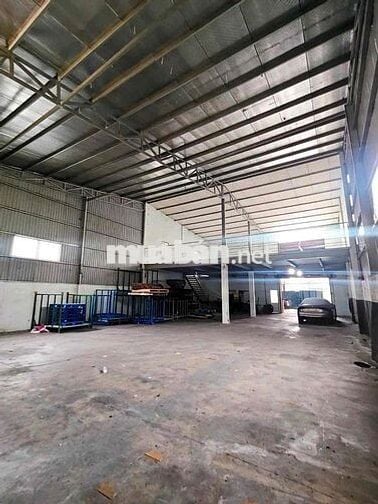 cho thuê kho xưởng 600m2 trần cao 8m giá mềm