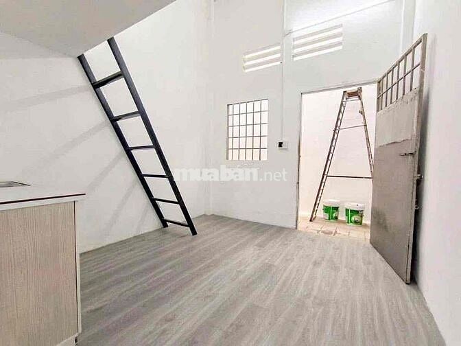 PHÒNG TRỌ GIÁ RẺ SÁT QUẬN 10 -CÓ CỬA SỔ TRỜI - NHÀ MỚI -LÝ THƯỜNG KIỆT
