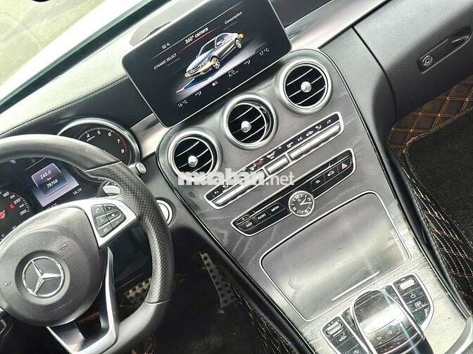 Mercedes-Benz C300 Trắng Da 5 chỗ