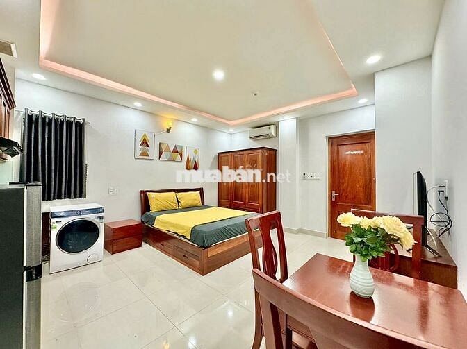 Căn Hộ Mới Toanh Full Nội Thất Gần Chợ Phạm Văn Hai