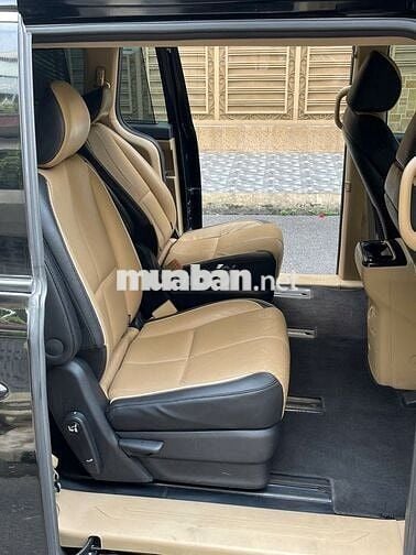 Kia Sedona 2016 Full Dầu 7 chỗ Đen