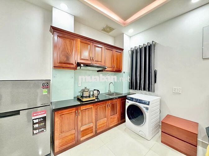 Căn Hộ Mới Toanh Full Nội Thất Gần Chợ Phạm Văn Hai