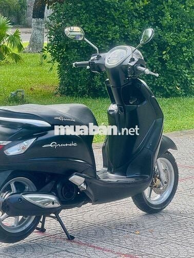 Grande 2017 Đen mù biển 43. Trả trước 6TR