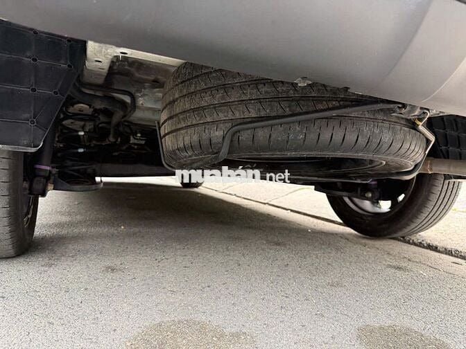Toyota Veloz Top 2024 9000 km Trắng