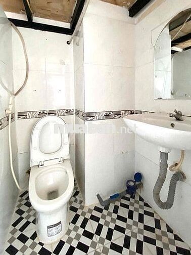 PHÒNG TRỌ GIÁ RẼ SÁT TỈNH LỘ 10 - TÂN TẠO BÌNH TÂN SẠCH SẼ Ở LIỀN