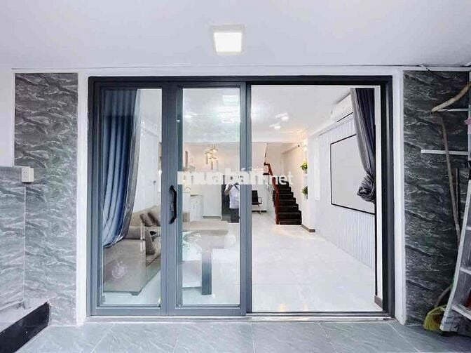 Bán nhà Q7, Phú Thuận, DTSD 60m2, giá 3 tỷ9, kề bên Phú Mỹ Hưng