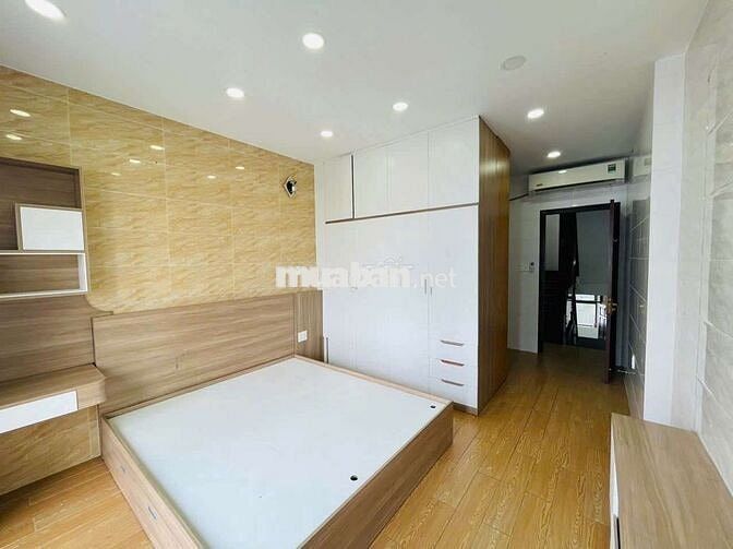 Cho thuê Nhà Nguyên Căn ngay Chợ Tân Mỹ Quận 7