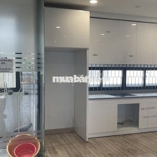 Cho thuê nhà phố hẻm đường 3/2 4*16m, đường 8m, Quận 10, giá 12.5tr