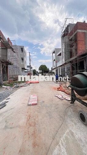 Cần bán nhà mới 100% tại Đường Hồ Văn Cống, Tp Thủ Dầu Một Bình Dương
