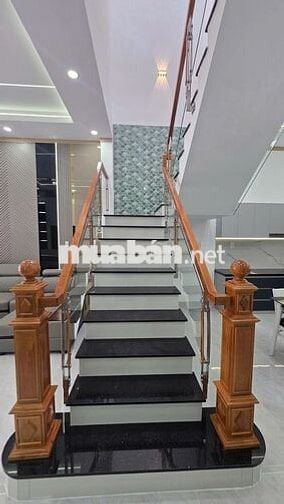 Nhà đẹp trong khu LAVENDER - Đường giao thông - nội thất đầy đủ