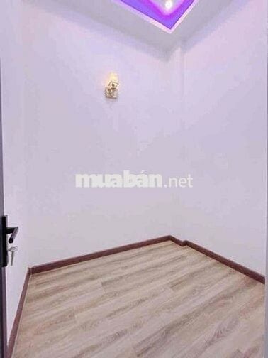 Bán nhà Q7, Phú Thuận, DTSD 60m2, giá 3 tỷ9, kề bên Phú Mỹ Hưng