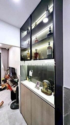 Căn hộ lầu 1 Tân Hàng trung tâm Q5 - 51m2 - 2PN - 1wc