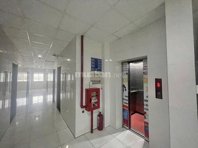 Bán nhà đang kinh doanh khách sạn Lê Hồng Phong Q.10 - 120 tỷ 