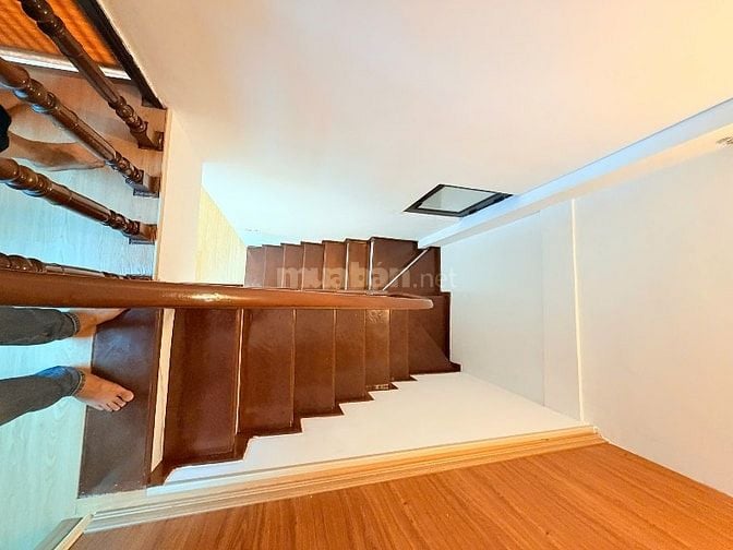 Căn góc 4,5T hai thoáng ngõ 112 Ngọc Khánh thông 84 Ngọc Khánh ngõ 3m