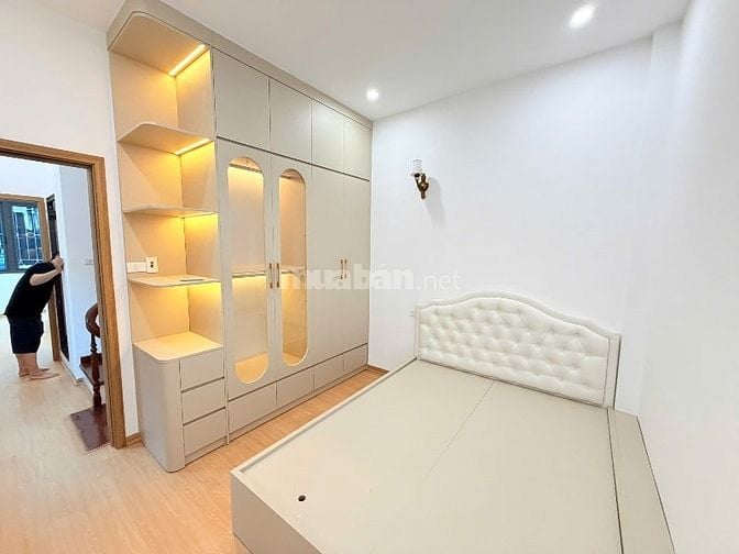 Căn góc 4,5T hai thoáng ngõ 112 Ngọc Khánh thông 84 Ngọc Khánh ngõ 3m