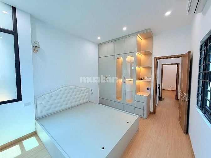 Căn góc 4,5T hai thoáng ngõ 112 Ngọc Khánh thông 84 Ngọc Khánh ngõ 3m