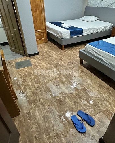 Bán nhà đang kinh doanh khách sạn Lê Hồng Phong Q.10 - 120 tỷ 