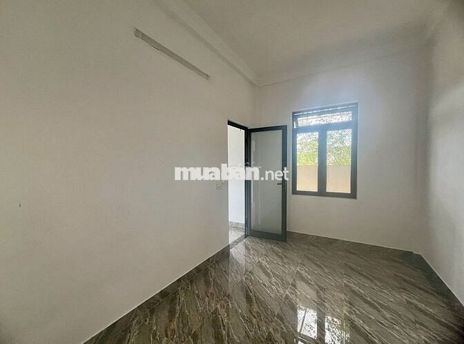 ĐẤT KQH TRẠM BƠM TẶNG NHÀ CẤP 4 MẶT TIỀN ĐƯỜNG 31M