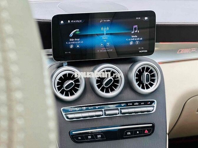 Mercedes-Benz GLC300 4MATIC 2020 Xám 21.000 km