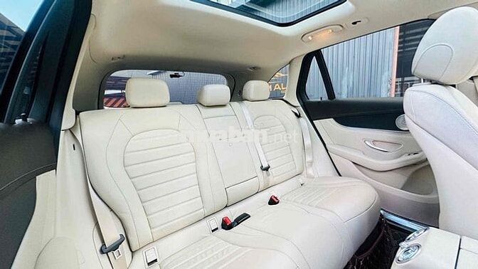 Mercedes-Benz GLC300 4MATIC 2020 Xám 21.000 km