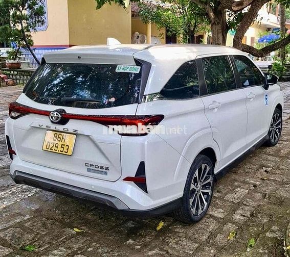 Toyota Veloz Cross Top 2022 Trắng 7 chỗ 260.000 km