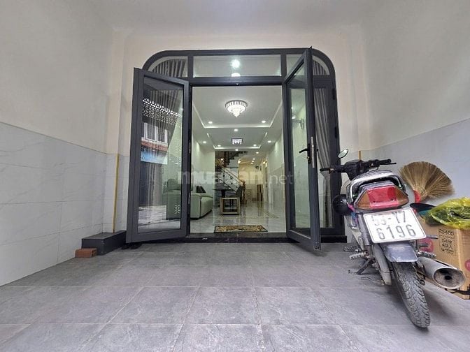 SIÊU PHẨM MỚI-ĐÚc 5 Tầng-HXH Giải Phóng-Tân Bình.DT 3.8x16-nhỉnh 10 TỶ