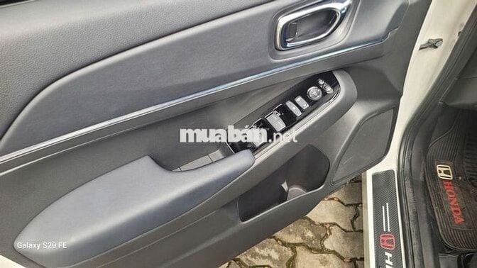 Honda HRV RS 1.5Tubo 2024 Trắng 17.000km
