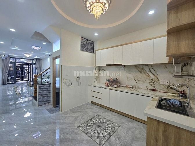 SIÊU PHẨM MỚI-ĐÚc 5 Tầng-HXH Giải Phóng-Tân Bình.DT 3.8x16-nhỉnh 10 TỶ